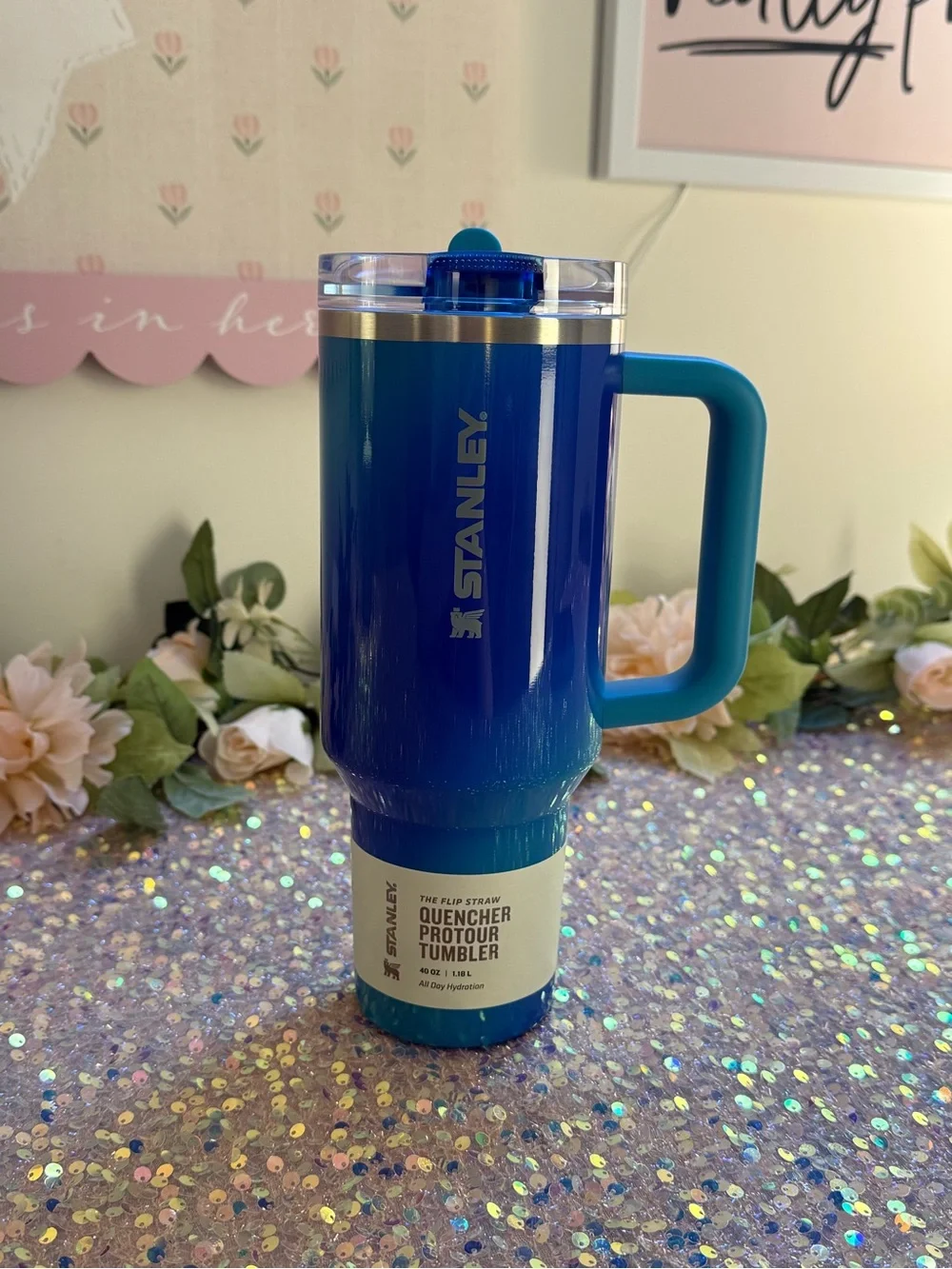NWT Stanley 40oz Quencher ProTour Flip Straw Tumbler in Glacier Blue